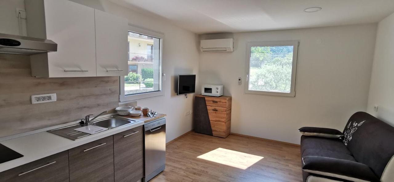 Apartmaji Tmaynka トールミン エクステリア 写真